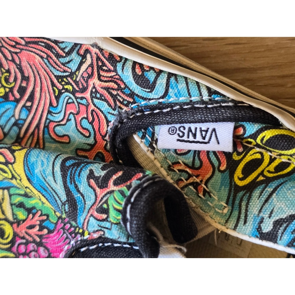 Vans Classic Slip On Coral Reef Octopus ocean Colorful Sneakers Mens 5 Wmn 6.5 - Picture 10 of 16
